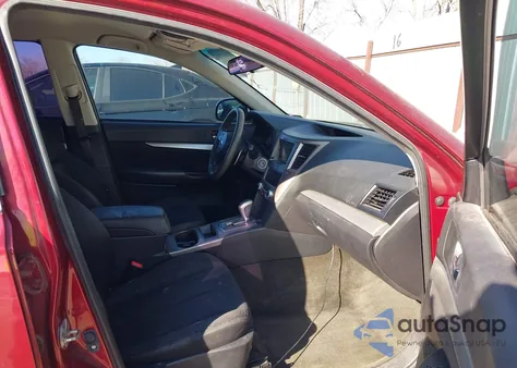 2012 Subaru Legacy 2.5I z USA, uszkodzony, nr VIN 4S3BMBA63C3027756